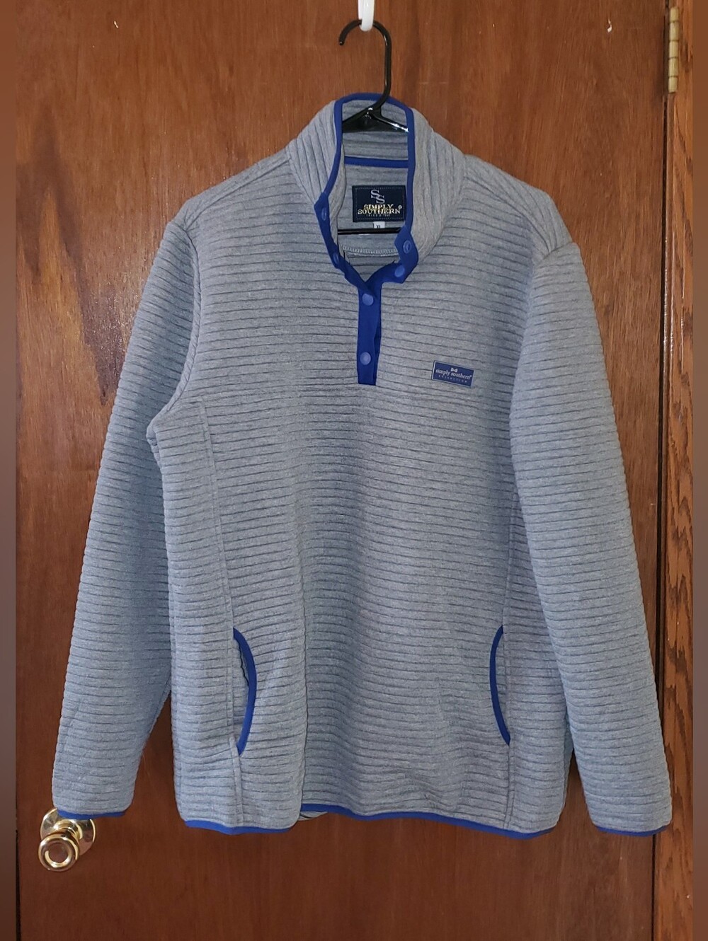 Simply Southern Gray Pullover Sz Xl